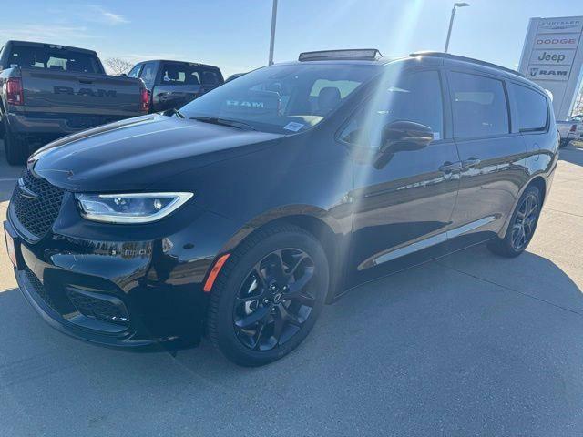 2026 Chrysler Pacifica PACIFICA LIMITED