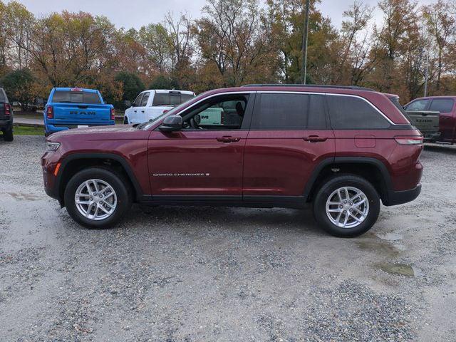 2025 Jeep Grand Cherokee GRAND CHEROKEE LAREDO X 4X4