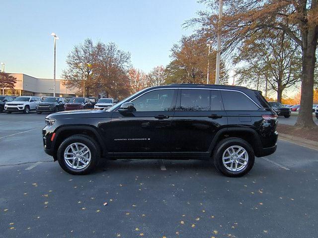 2025 Jeep Grand Cherokee GRAND CHEROKEE LAREDO X 4X4