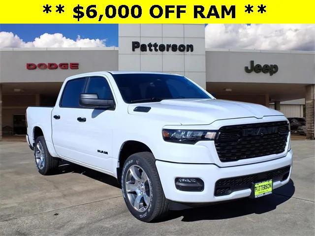2026 RAM Ram 1500 RAM 1500 EXPRESS CREW CAB 4X2 57 BOX