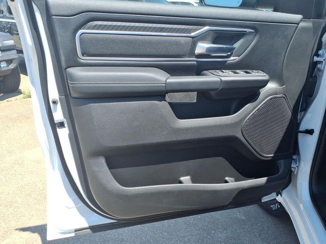 2026 Ram 1500 Lone Star Crew Cab 4x4 5'7" Box