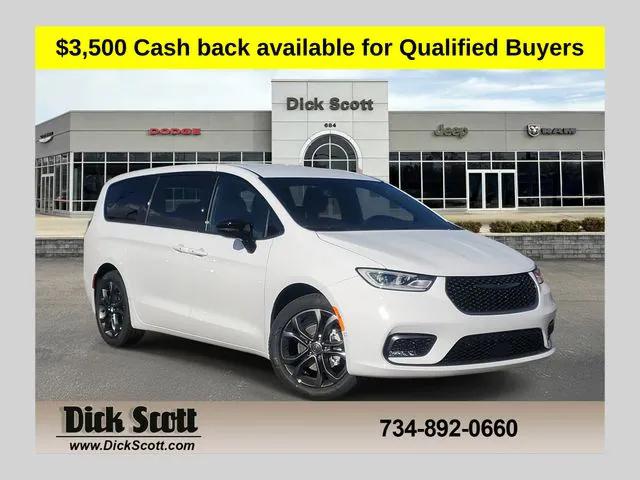 2026 Chrysler Pacifica PACIFICA SELECT