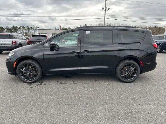 2026 Chrysler Pacifica Limited AWD