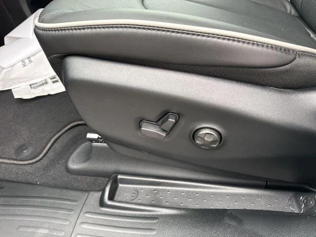 2026 Chrysler Pacifica Limited AWD