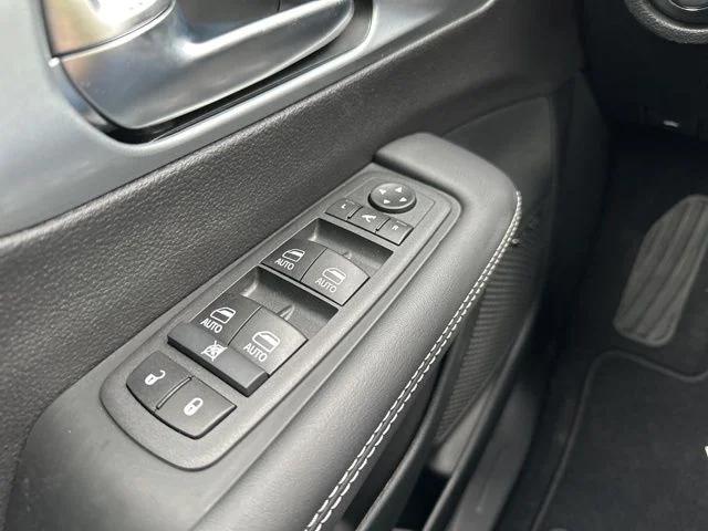 2026 Chrysler Pacifica Limited AWD