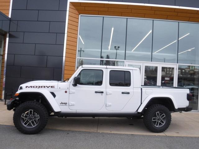 2026 Jeep Gladiator GLADIATOR MOJAVE 4X4 2026 Jeep Gladiator GLADIATOR MOJAVE 4X4