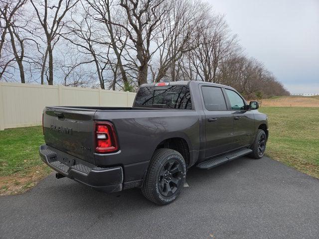 2026 RAM Ram 1500 RAM 1500 EXPRESS CREW CAB 4X4 57 BOX