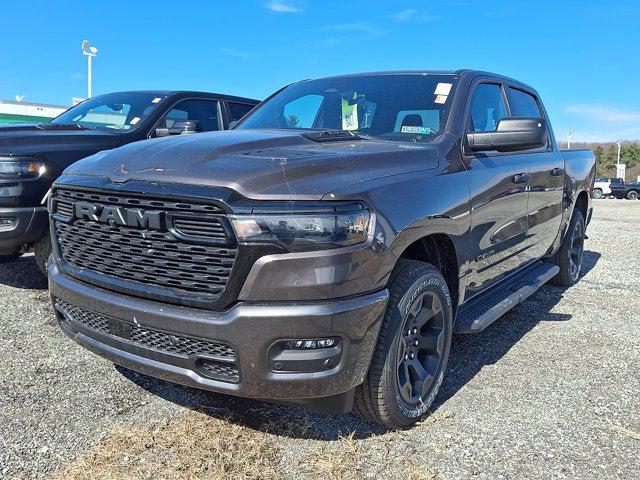 2026 RAM Ram 1500 RAM 1500 EXPRESS CREW CAB 4X4 57 BOX