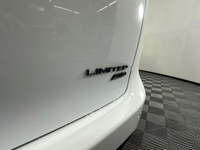 2026 Chrysler Pacifica Limited AWD
