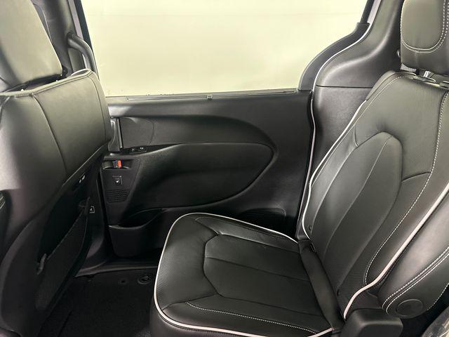 2026 Chrysler Pacifica Limited AWD