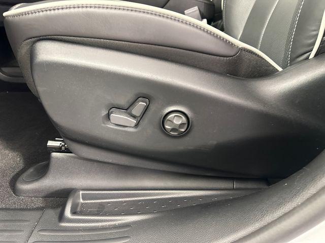 2026 Chrysler Pacifica Limited AWD