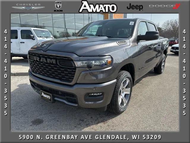 2026 RAM Ram 1500 RAM 1500 EXPRESS CREW CAB 4X4 57 BOX