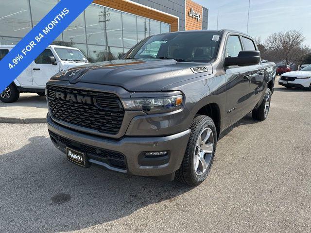 2026 RAM Ram 1500 RAM 1500 EXPRESS CREW CAB 4X4 57 BOX