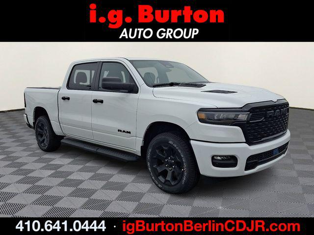 2026 RAM Ram 1500 RAM 1500 EXPRESS CREW CAB 4X4 57 BOX