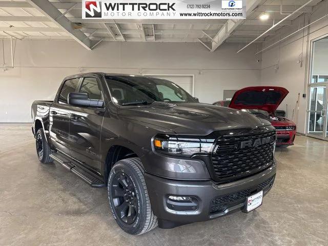 2026 RAM Ram 1500 RAM 1500 EXPRESS CREW CAB 4X4 57 BOX