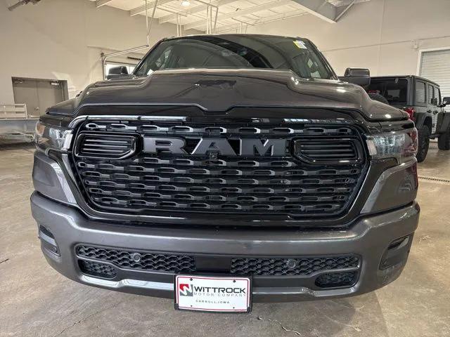 2026 RAM Ram 1500 RAM 1500 EXPRESS CREW CAB 4X4 57 BOX