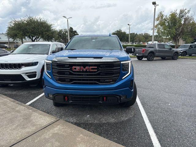 2023 GMC Sierra 1500 4WD Crew Cab Short Box AT4
