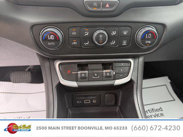 2024 GMC Terrain FWD SLT