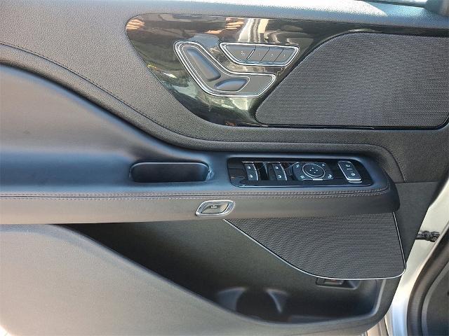 2022 Lincoln Aviator Standard