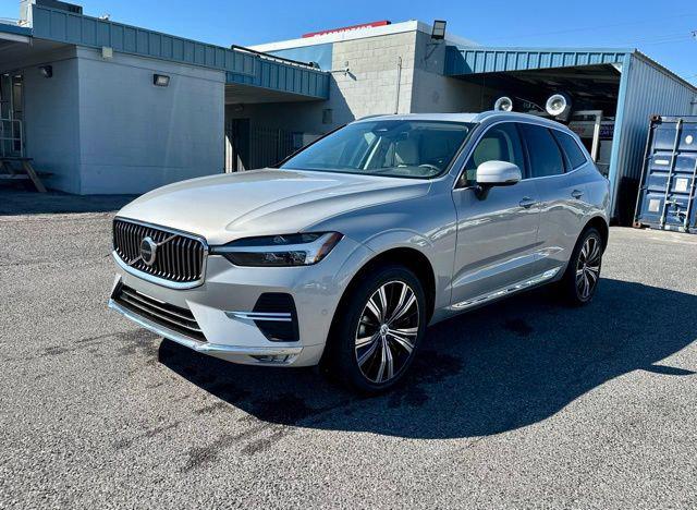2023 Volvo XC60 B5 Plus Bright Theme 2023 Volvo XC60 B5 Plus Bright Theme