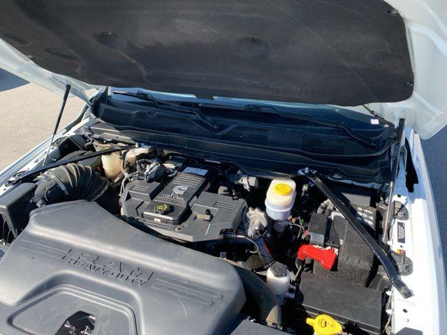 2024 Ram 3500 Big Horn Crew Cab 4x4 8' Box