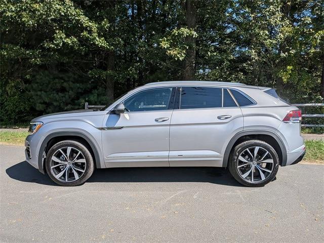 2025 Volkswagen Atlas Cross Sport 2.0T SEL Premium R-Line