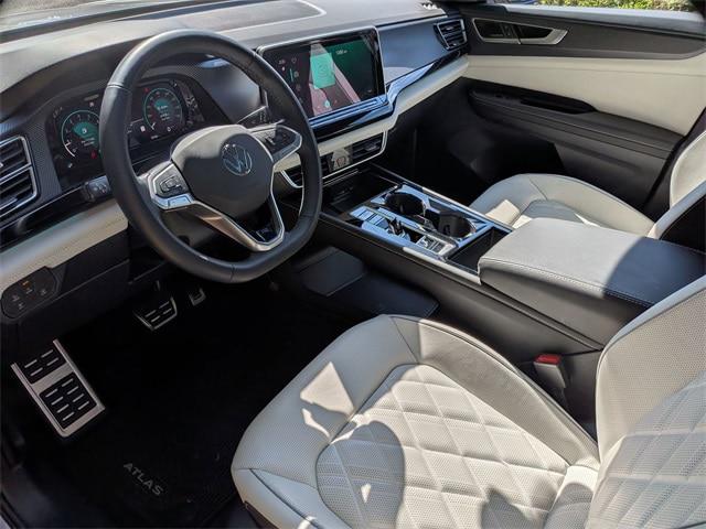 2025 Volkswagen Atlas Cross Sport 2.0T SEL Premium R-Line