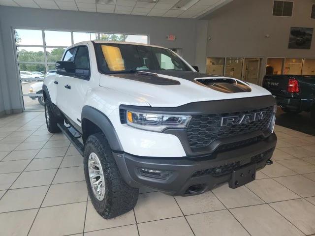 2025 RAM 1500 RHO Crew Cab 4x4 57 Box