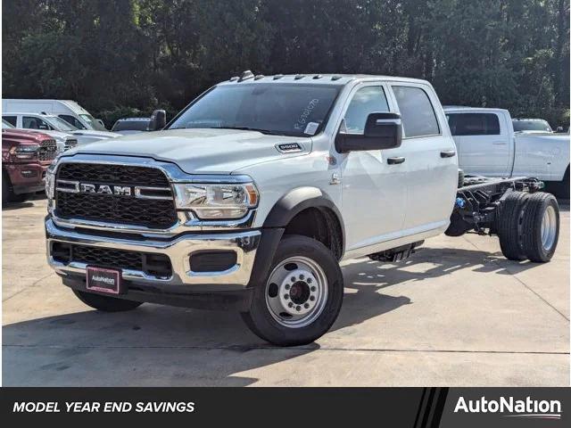 2024 RAM Ram 5500 Chassis Cab RAM 5500 TRADESMAN CHASSIS CREW CAB 4X4 84 CA 2024 RAM Ram 5500 Chassis Cab RAM 5500 TRADESMAN CHASSIS CREW CAB 4X4 84 CA