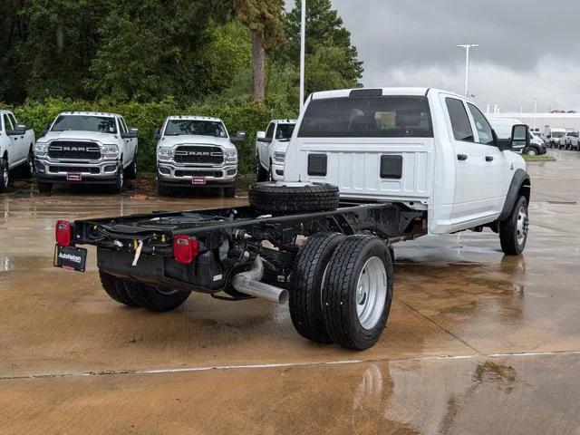 2024 RAM Ram 5500 Chassis Cab RAM 5500 TRADESMAN CHASSIS CREW CAB 4X4 84 CA 2024 RAM Ram 5500 Chassis Cab RAM 5500 TRADESMAN CHASSIS CREW CAB 4X4 84 CA