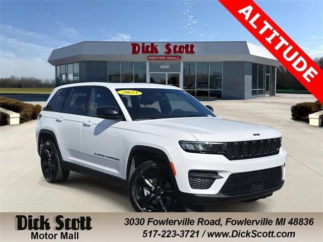 2023 Jeep Grand Cherokee Altitude 4x4 2023 Jeep Grand Cherokee Altitude 4x4