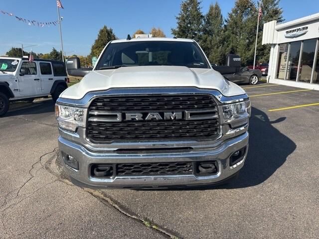 2024 RAM 3500 Big Horn Crew Cab 4x4 8 Box 2024 RAM 3500 Big Horn Crew Cab 4x4 8 Box