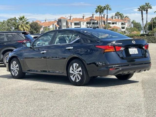 2025 Nissan Altima S FWD