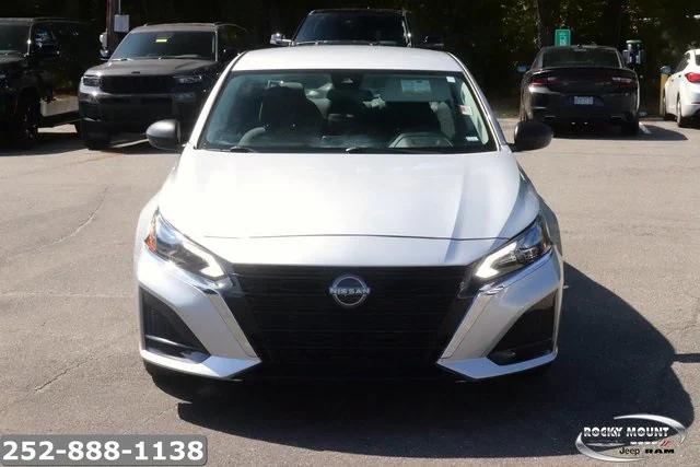 2024 Nissan Altima SV FWD