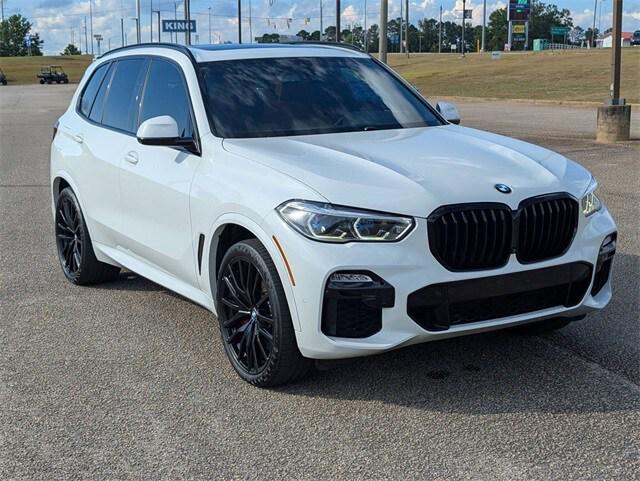 2021 BMW X5 M50i
