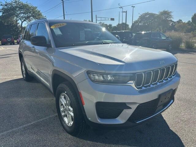 2023 Jeep Grand Cherokee Laredo 4x4