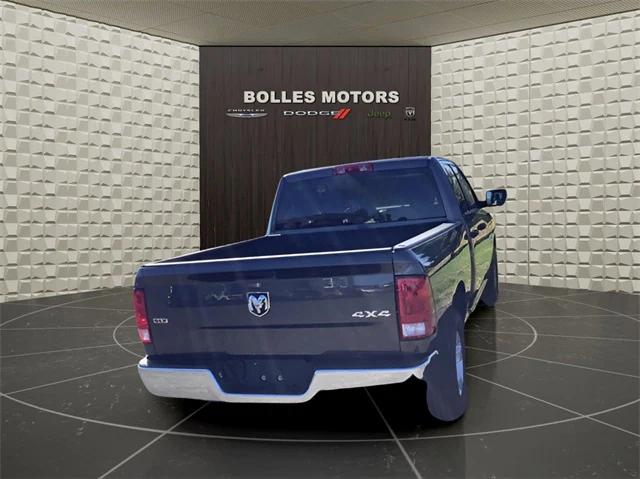 2024 RAM 1500 Classic SLT Quad Cab 4x4 64 Box
