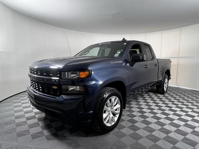 2020 Chevrolet Silverado 1500 2WD Double Cab Standard Bed Custom