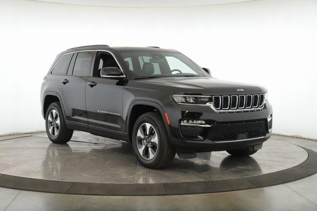2024 Jeep Grand Cherokee 4xe 4xe 2024 Jeep Grand Cherokee 4xe 4xe