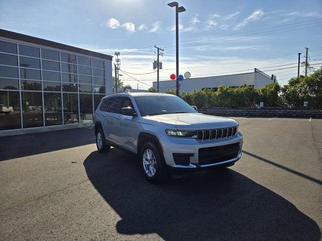 2021 Jeep Grand Cherokee L Laredo 4x4