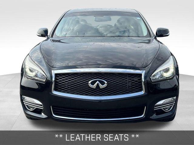 2018 INFINITI Q70L 3.7X LUXE 2018 INFINITI Q70L 3.7X LUXE