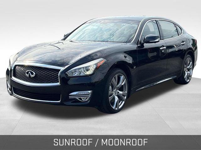 2018 INFINITI Q70L 3.7X LUXE 2018 INFINITI Q70L 3.7X LUXE