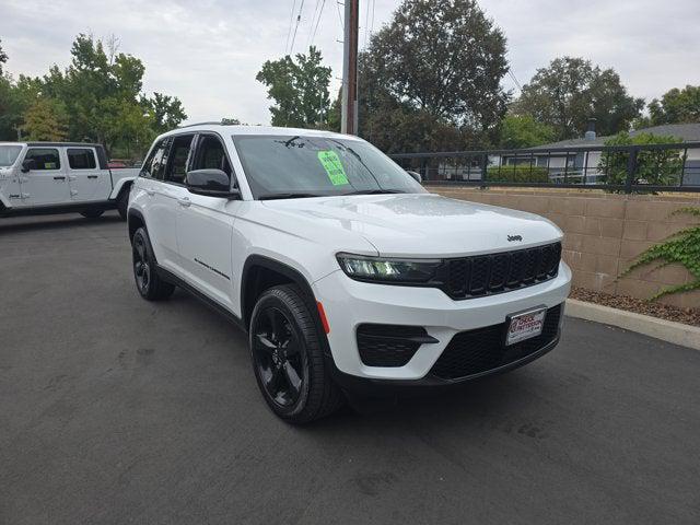 2023 Jeep Grand Cherokee Altitude 4x4