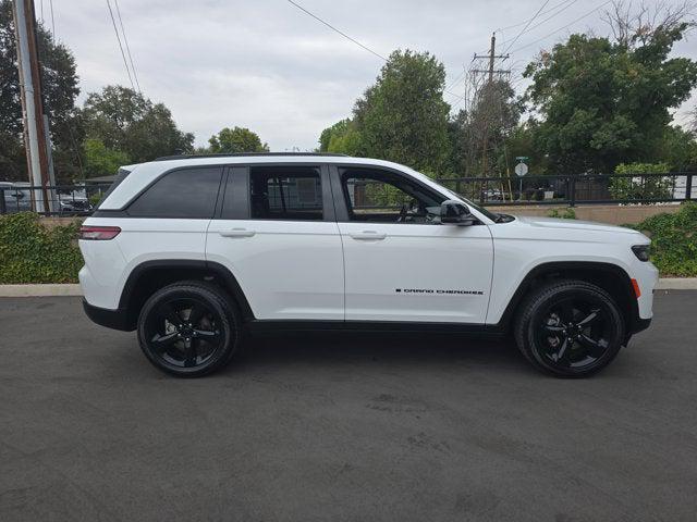 2023 Jeep Grand Cherokee Altitude 4x4