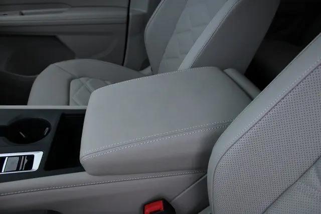 2026 Volkswagen Atlas SE