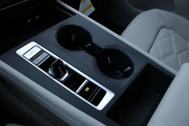 2026 Volkswagen Atlas SE