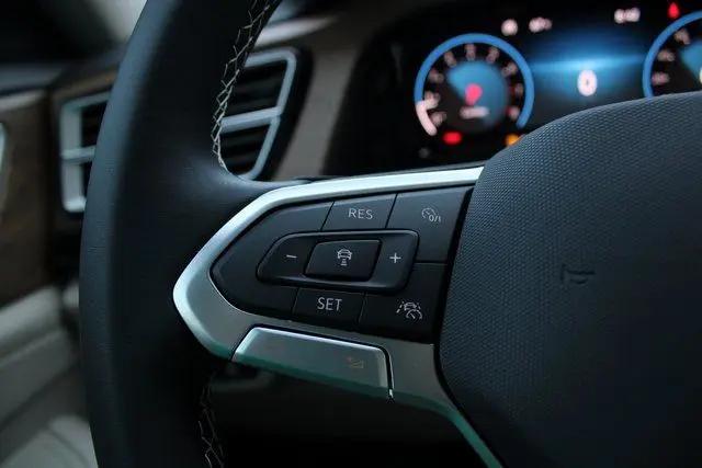 2026 Volkswagen Atlas SE