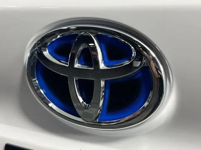 2025 Toyota Sienna LE