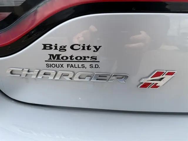 2020 Dodge Charger SXT AWD