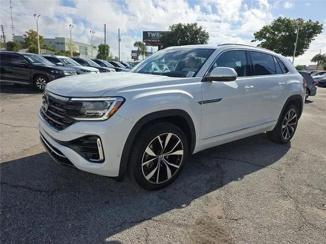 2026 Volkswagen Atlas Cross Sport SEL Premium R-Line